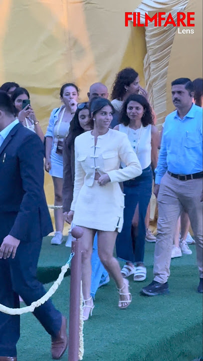 Suhana Khan Keeps It Chic And Charming