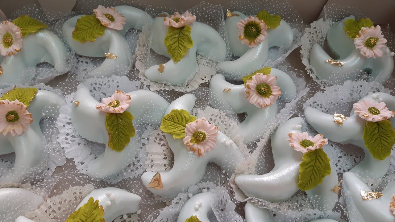 حلويات جزائريةتقليدية بإمتياز مقادير 30حبة عرايش .وصفة ناجحة 100\100والنتيجة جد مرضية