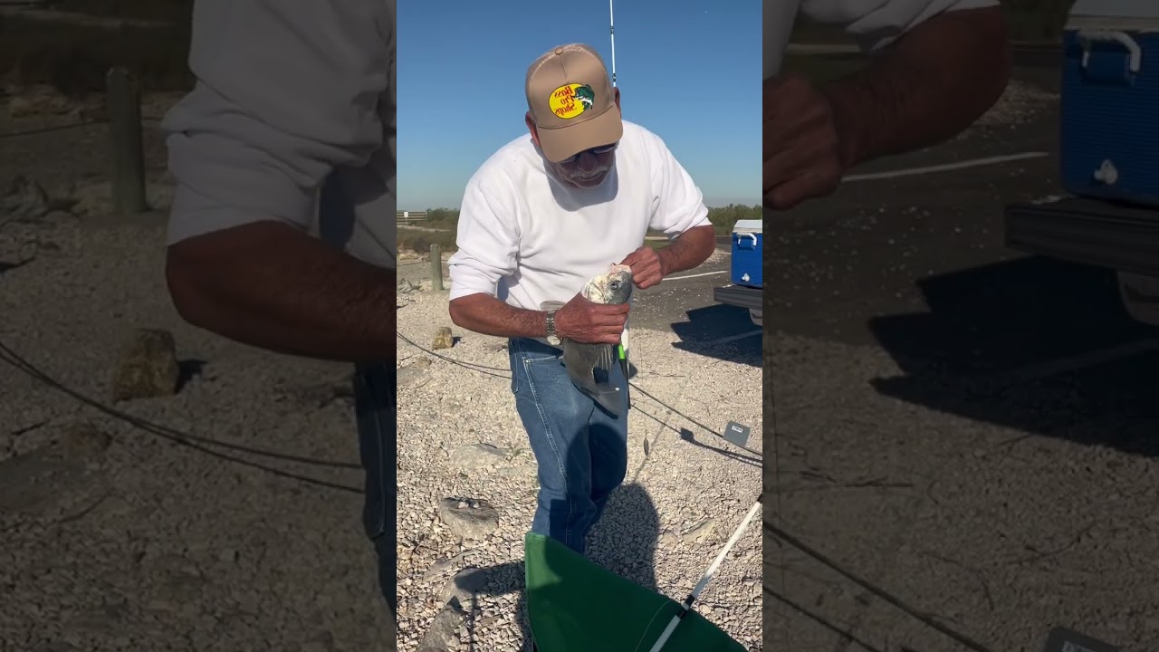 De pesca con mi esposa hoy en anahuac 