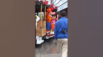 Universal Studios Shorts 