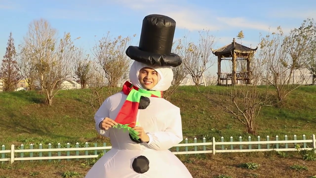 Snowman Inflatable Costume Introduction