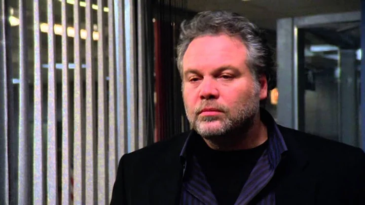 Law & Order: Criminal Intent - Meet Detective Robe...