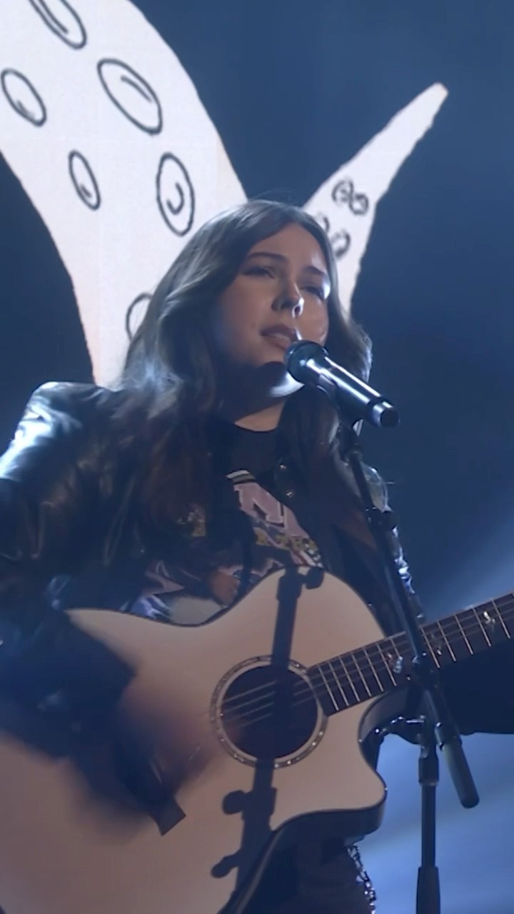 #GigiPerez performs “Sailor Song”! #FallonTonight