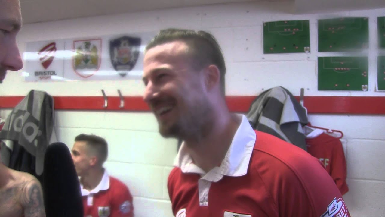 Champions: Wade Elliott interviewed by Scott Wagstaff camera iphone 8 plus apk