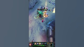 When the 1v1 turns into a friendship arc #leagueoflegends #toplane #troll #riotgames