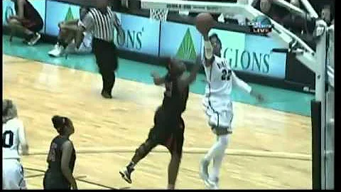 Norcross - Diamond DeShields euro step in 2013 GHS...