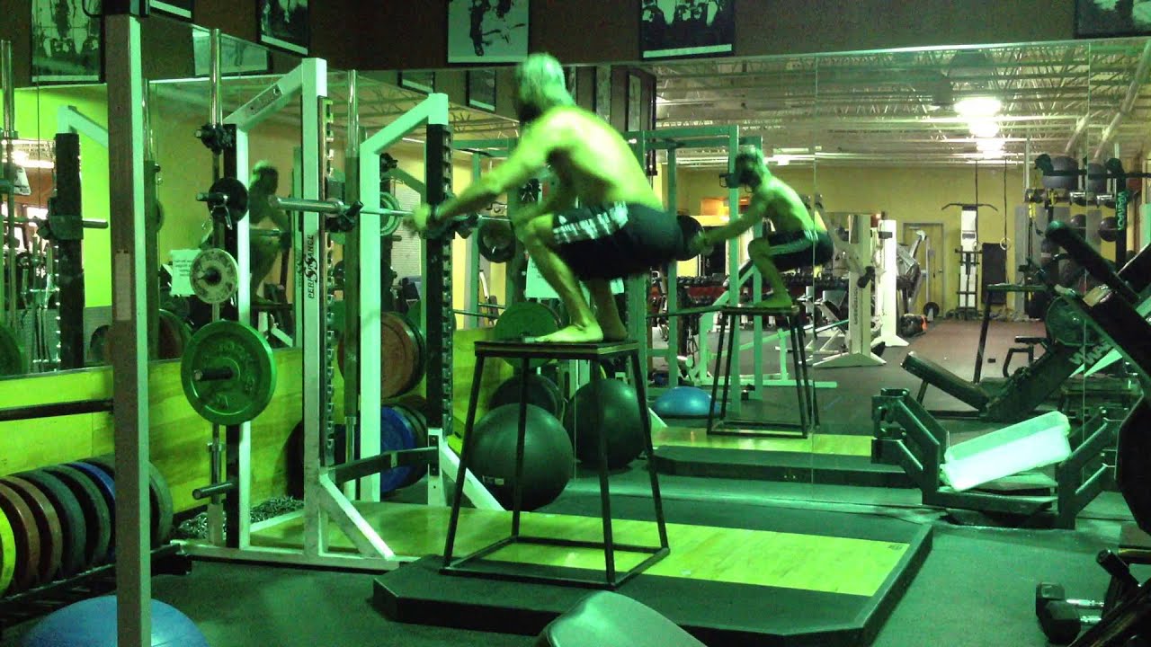 Box Jumps for height - YouTube