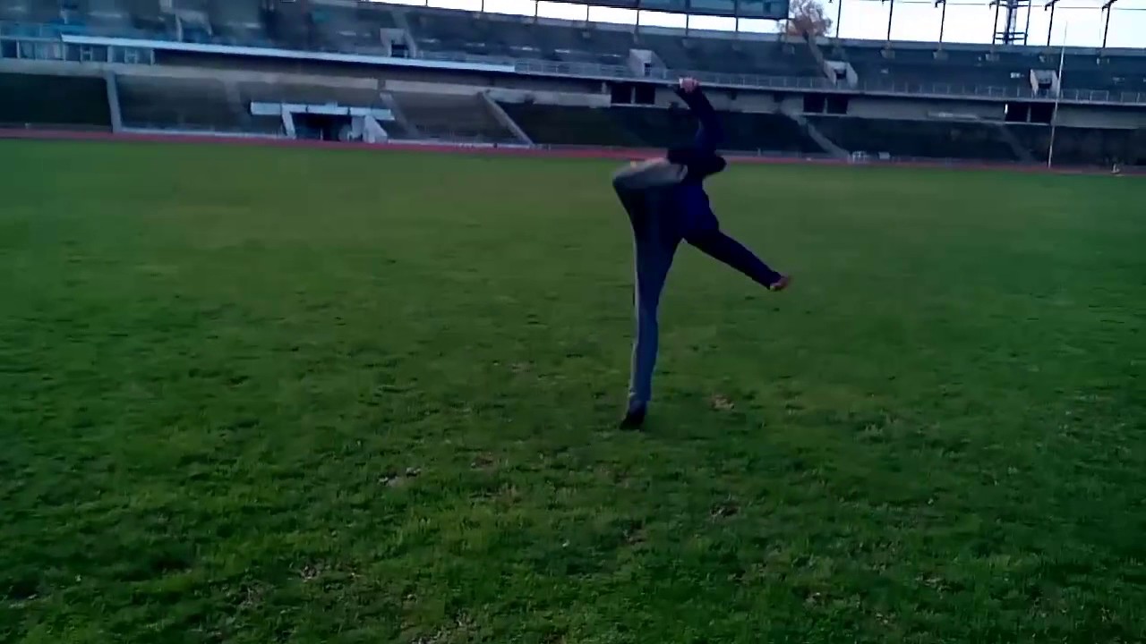 Crazy story leafy exposed 2017