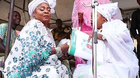 See How Queen Salawa Abeni Scatter The Dance Floor As They Sing For Her At Liz Anjorin Celebration