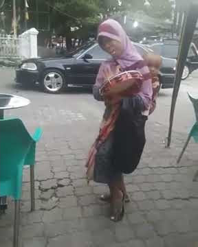 video lucu 2018 'MBAH SURIP~TIDUR LAGI'