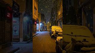 Kime Göndereceğini Biliyorsun Etrin Duyulur Havada ...