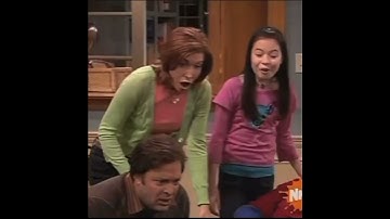 Drake and Josh Josh’s foot