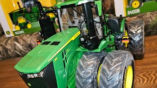 Unboxing Ertl John Deere 9R 640 Tractor.