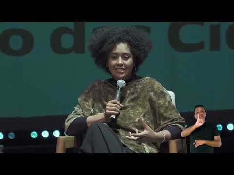 Vídeo com acessibilidade: Bianca Santana e Ricardo Abramovay no #SempreumPapo #SescPinheiros