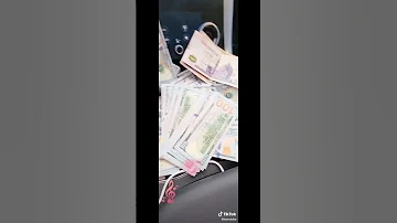 لكن معايا عده ودولارات انتظروا المهرجان الجديد 