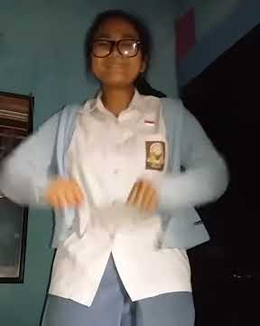 Aura Paramitha - 13 April 2016 - 1685068202