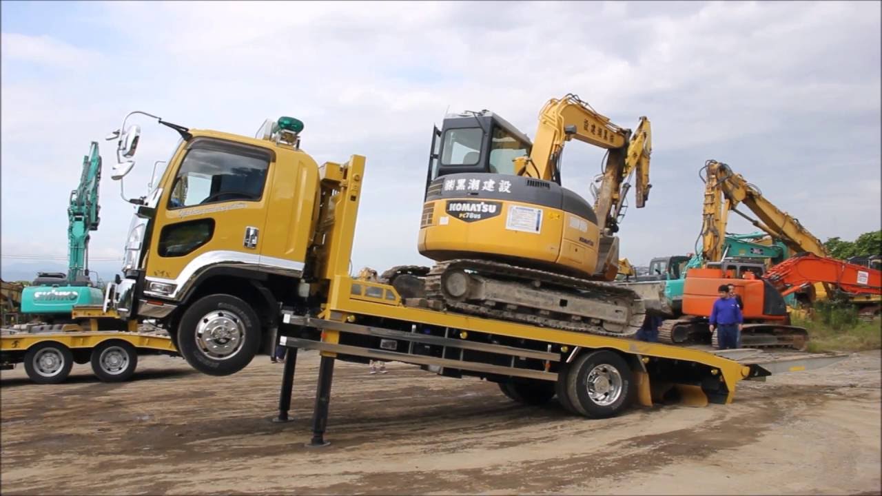 重機積載車 _ 大型10t重機回送車 – JCLUSQ
