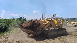 Caterpillar 983 Crawler Loader