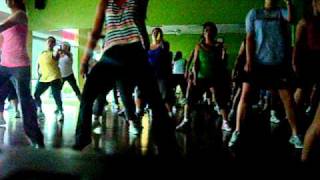 Patricia's Zumba class GLOW STICK DANCE! "Apaga Too" Exporto Brasil