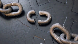 Cutting PC Case & Chain - Cordless Dremel Demonstration
