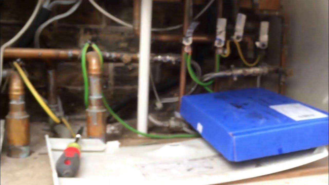 Worcester bosch boiler problems Fan on but not igniting YouTube