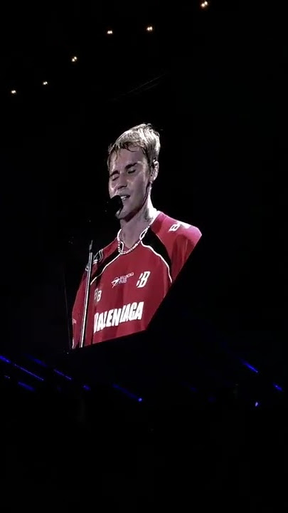 Justin Bieber - Lonely Live Performance