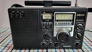 Panasonic 8 band Radio model RF2200 Made in japan  [9828622958]