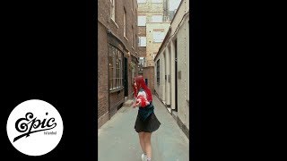 Glasxs - Bebek Bana Her Şeyi Anlat | Official Vertical Music Video