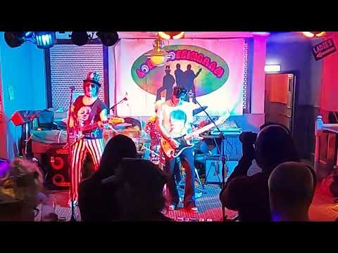 Lord Toffingham - Cos I Luv You (Papillon, Southend. 10/06/2022)