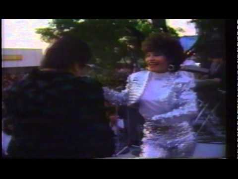 camera iphone 8 plus apk Primetime Live: Selena (ABC News 10/18/95)