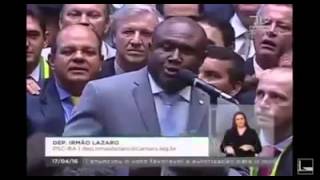 Video thumbnail of "Irmão Lazaro vota sim ao  impeachment"