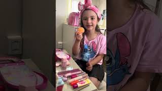 Tutorial de make com a pequena Liz
