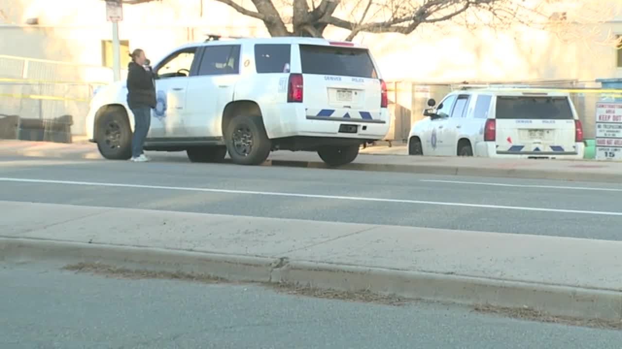 Police investigate double shooting in southwest Denver - YouTube