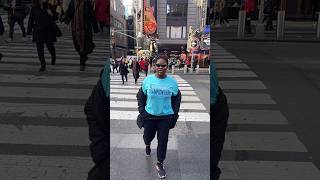 ATTEMPTING A CAT-WALK ON THE STREETS OF #TIMESSQUARE|| MANHATTAN, NEW YORK|| 🇳🇬 IN 🇺🇸