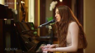 Alcaline, le Bonus Web : Birdy - Wild Horses en live