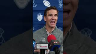 Eli Manning is making bell bottoms the next fashion trend 😂 | #shorts
#shorts #sports #nfl #football #elimanning #manningcast #giants #peytonmanning Eli Manning is making bell bottoms the next fashion trend 😂 | #shorts