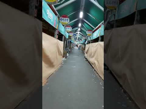 Casejay; jaywalker. traditional. 서민의 오랜 추억을 간직한 돌곶이 재례시장이 사라지는 것들 8.