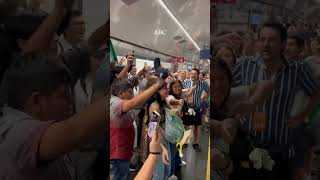Un Italiano Se Encara Con Turistas Mexicanos En El Metro De Roma Y Ellos Responden Cantando