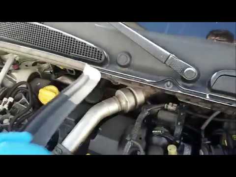 Changing an Air Filter Renault Kangoo 1,5 L DCI- Mechanical Tips - YouTube