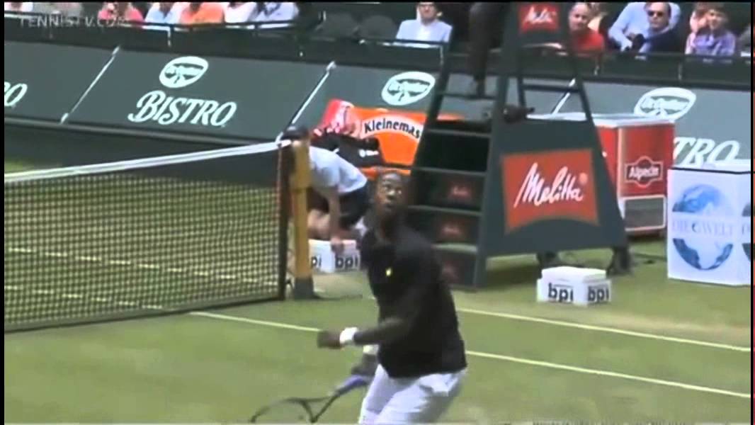Gael Monfils Super reprise de Volée - Gael Monfils recuperación Súper Volley conchita potato