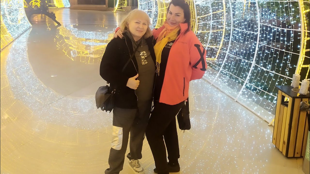 🌟☕ПОГУЛЯЛИ ХОРОШО В СОХО,-СКВЕР ПОСМОТРЕЛИ ЦВЕТНОЙ ФОНТАН ПОВЕСЕЛИЛИСЬ И ЗАМЁРЗЛИ😜❄️💫✨