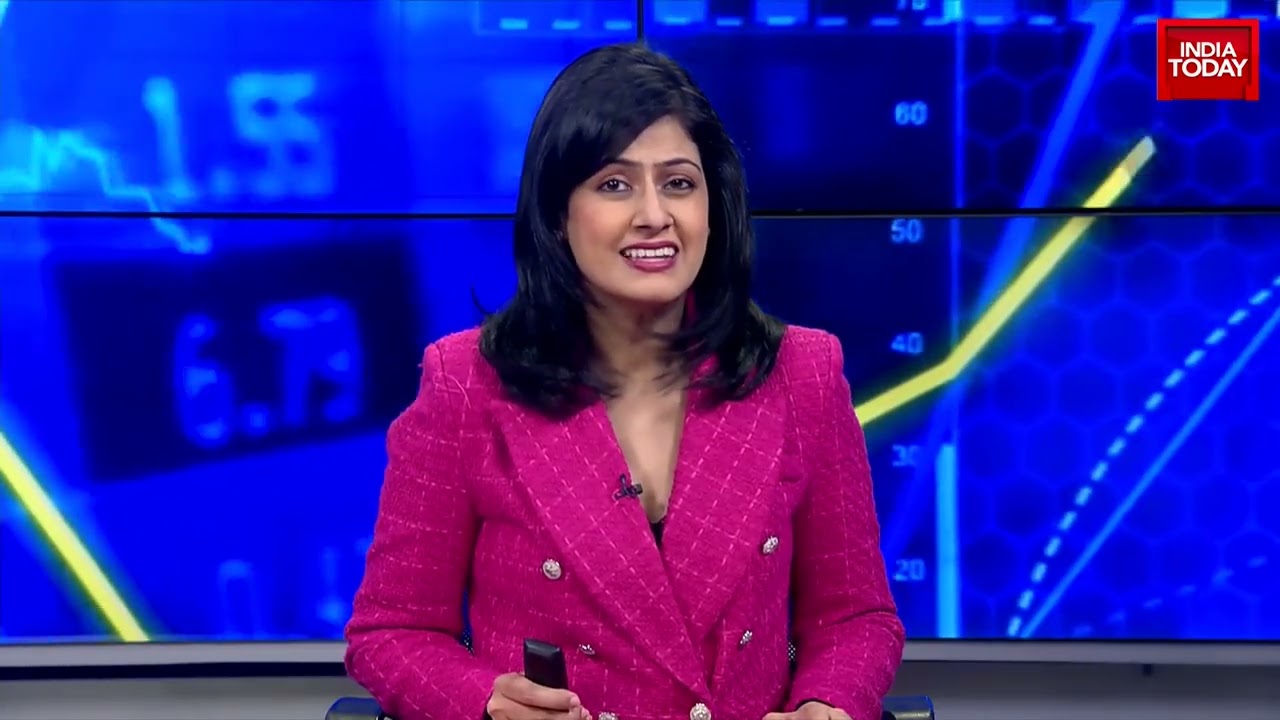 Infosys' Response To The Moonlighting Issue, SEBI Chairperson On IPO Pricing & More Stories