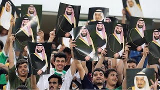 شاهد: بن سلمان يطالب لاعبي السعودية باللعب من أجل الاستمتاع لا النتائج في كأس العالم…