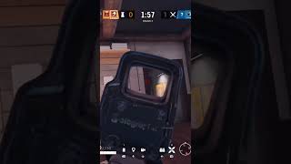 #rainbowsixsiege #nonstopgaming #gaming #gameplay #shorts #noncommentary #memes #tomclancy
