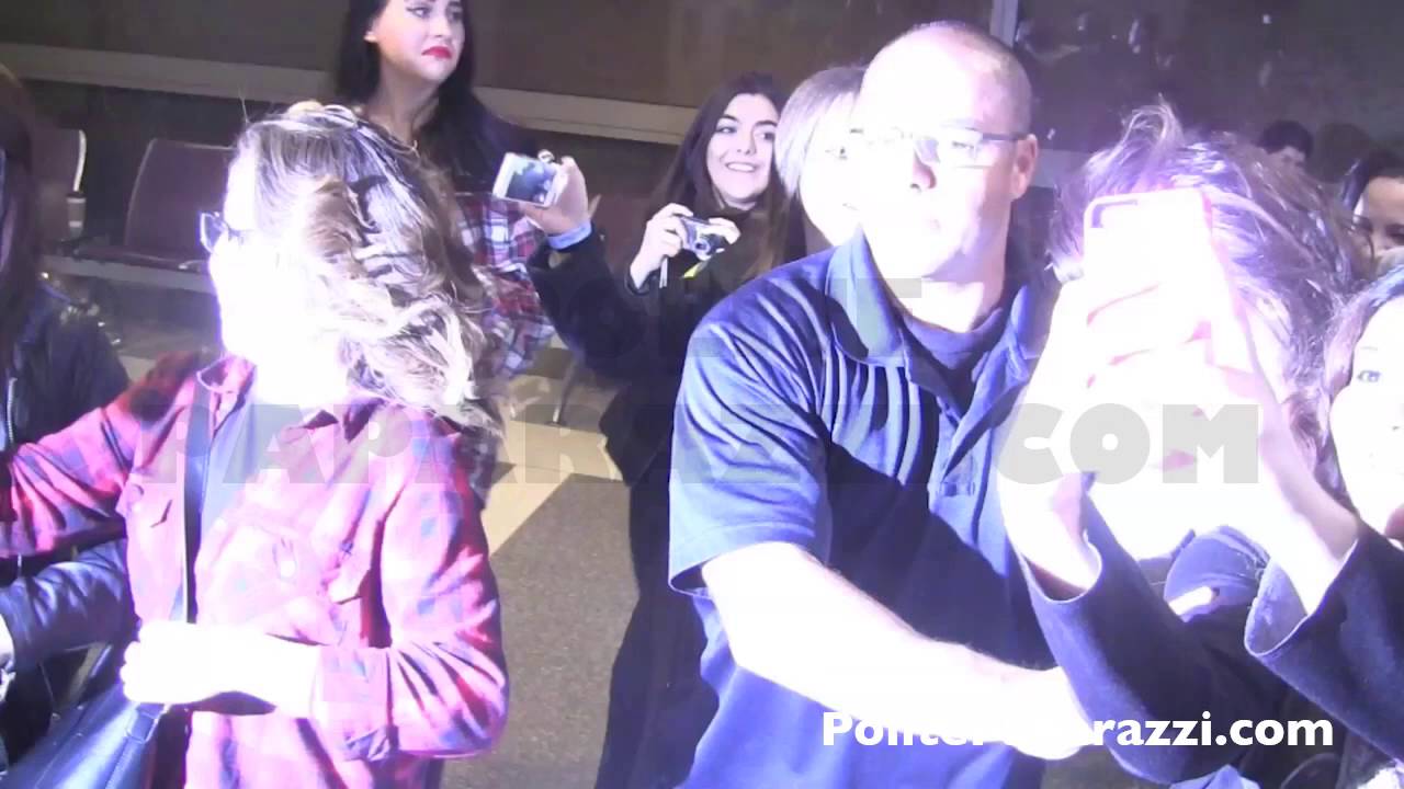 Harry Styles & Zayne Malik ASKED ABOUT DRUGS!!!- FULL VIDEO - CLASSIC - Nov23, 2014