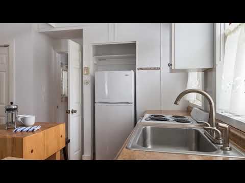 tiny-studio-cottage-on-cape-cod