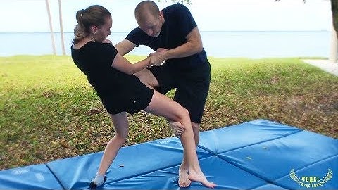 Rebel Wing Chun Leg Hook To Takedown In Clinch - Core JKD