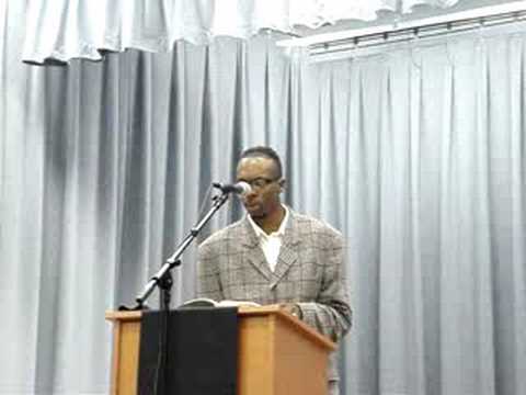 Pastor Bailey singing Glory to Your Name