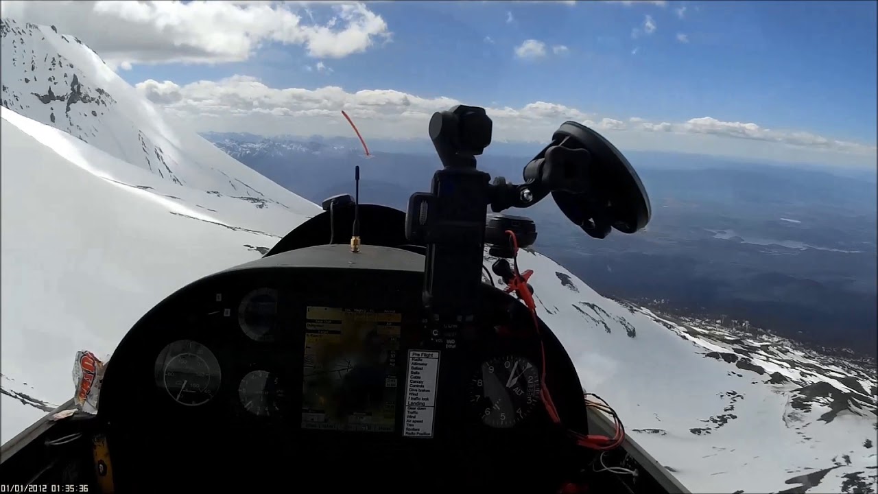 Glasflugel 303 Mosquito Glider flight to Mt Shasta. Mobius action cam