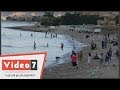 شاطئ الغلابة فى العين السخنة مجانا والإقبال كبير 